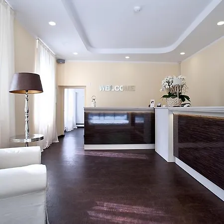 فندق Boutique La Rinascente 3*